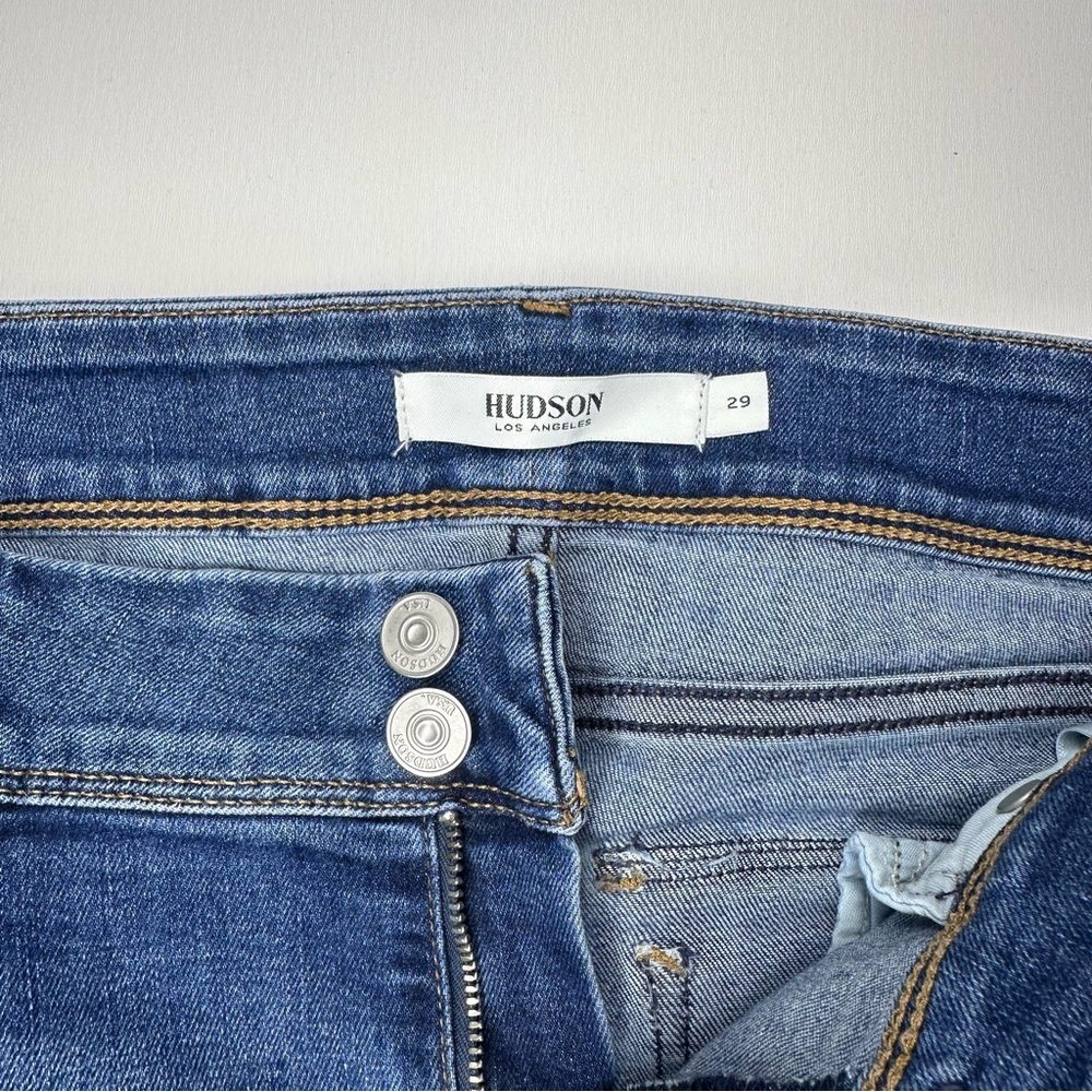 Hudson Jeans Beth Baby Boot Womens Size 29 Mid-Rise Medium Wash Back Flap Pocket - Picture 3 of 8